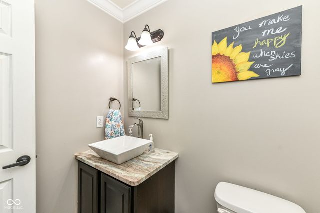 6415 Finch Drive, Indianapolis, IN 46236