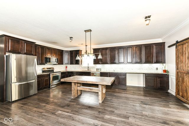 6415 Finch Drive, Indianapolis, IN 46236