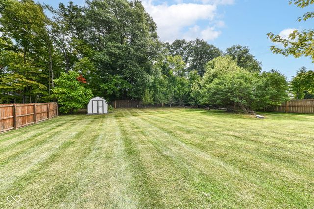 6415 Finch Drive, Indianapolis, IN 46236