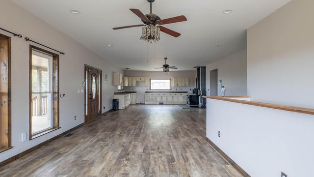 5564 State Highway K, Summersville, MO 65571