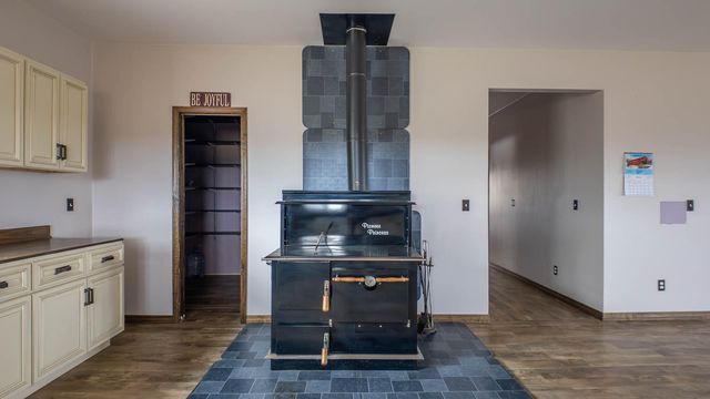 5564 State Highway K, Summersville, MO 65571