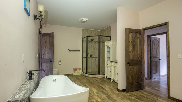 5564 State Highway K, Summersville, MO 65571