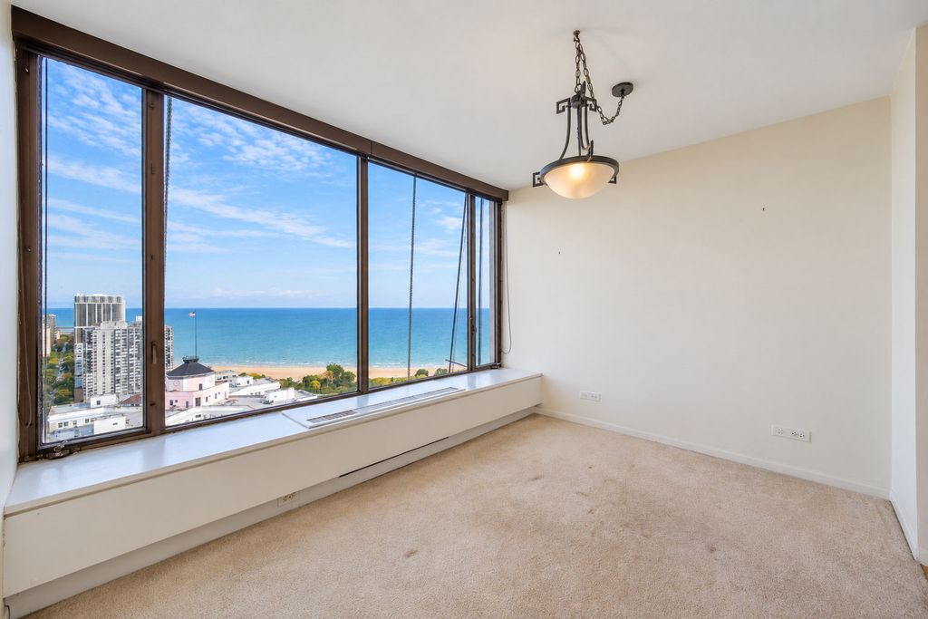 5455 N SHERIDAN Road 3815, Chicago, IL 60640 — photo 4