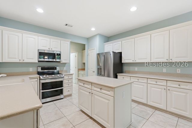 10 Fairforest Ln, Bluffton, SC 29909