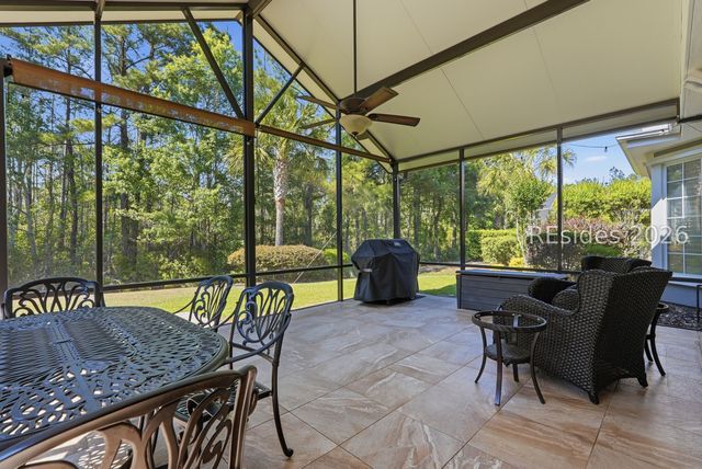 10 Fairforest Ln, Bluffton, SC 29909