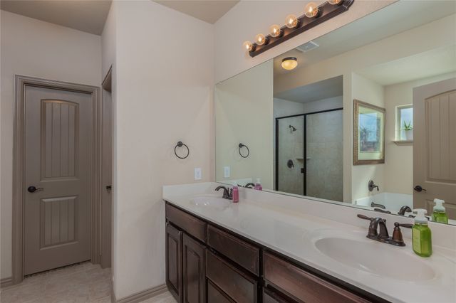 3841 J E Woody Road, Springtown, TX 76082