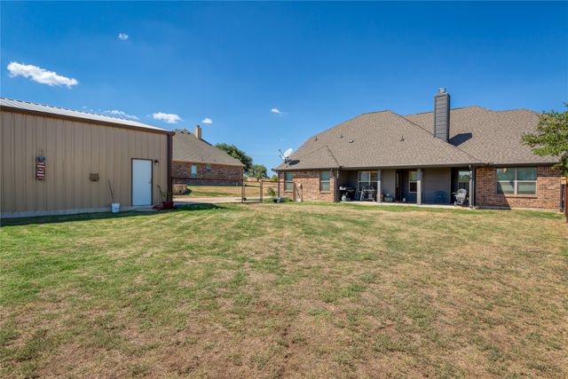 3841 J E Woody Road, Springtown, TX 76082