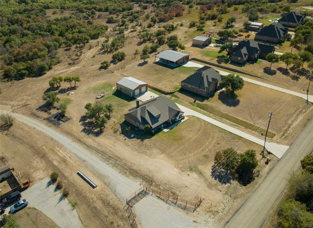 3841 J E Woody Road, Springtown, TX 76082