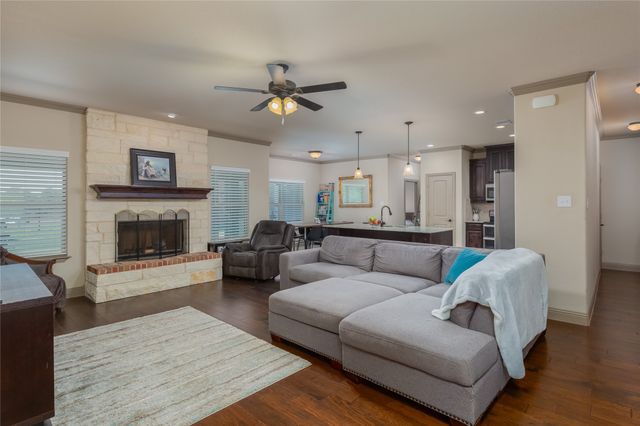 3841 J E Woody Road, Springtown, TX 76082