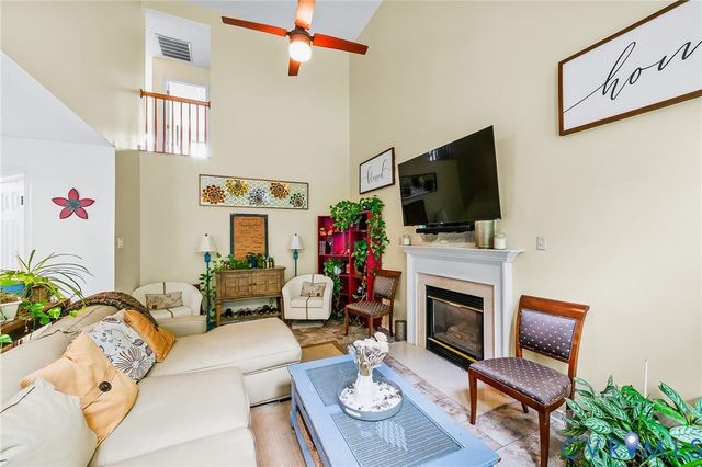 832 Maplegrove Dr, Henrico, VA 23223