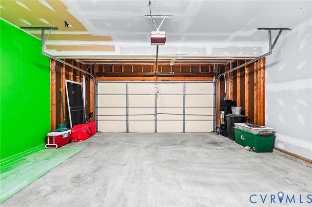 832 Maplegrove Dr, Henrico, VA 23223