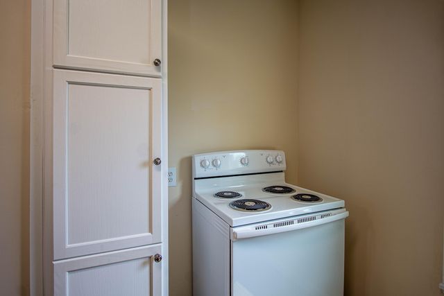 406 Broadway Street, Irvine, KY 40336