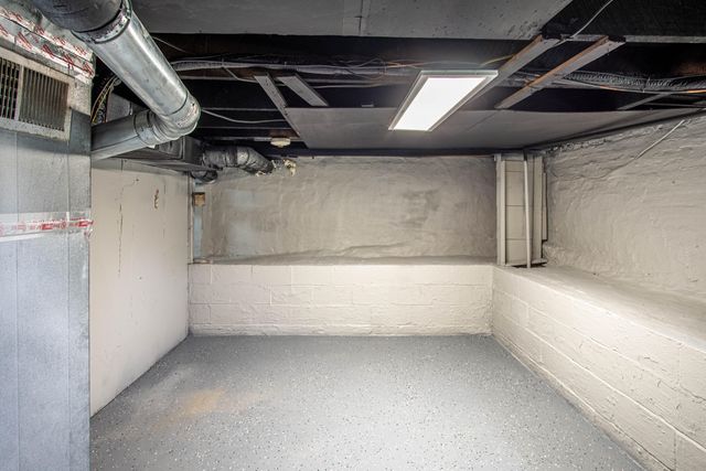 406 Broadway Street, Irvine, KY 40336