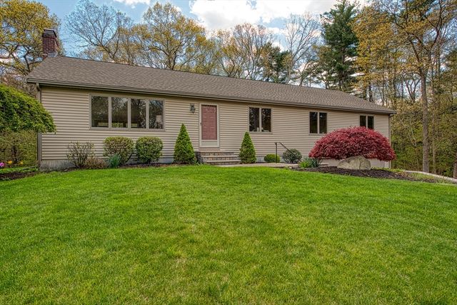 1044 Plymouth Street, East Bridgewater, MA 02333