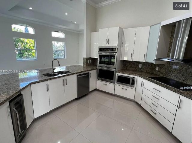 6115 Marinel Say Drive, Davie, FL 33314