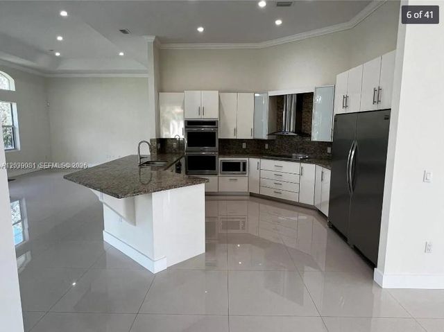 6115 Marinel Say Drive, Davie, FL 33314