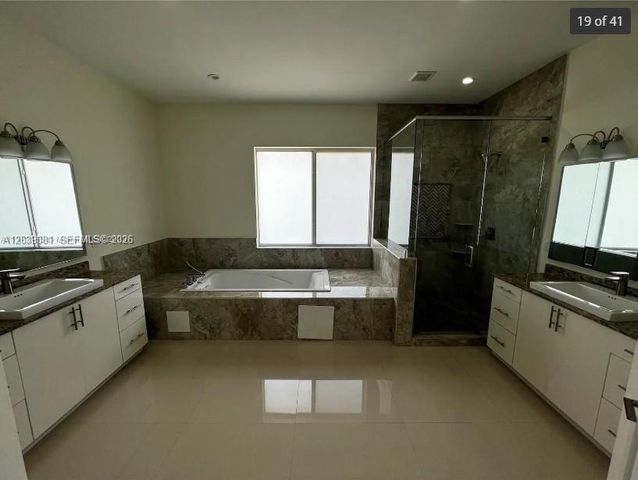 6115 Marinel Say Drive, Davie, FL 33314