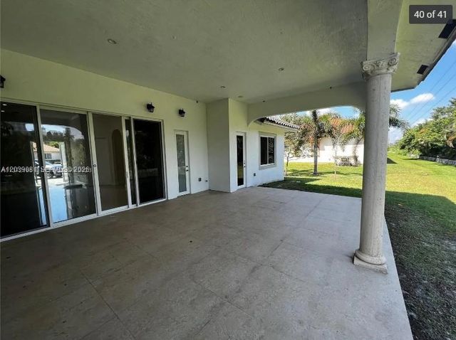 6115 Marinel Say Drive, Davie, FL 33314
