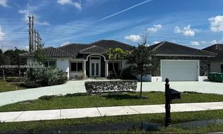 6115 Marinel Say Drive, Davie, FL 33314