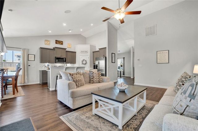 315 Avendell Drive, Easley, SC 29642