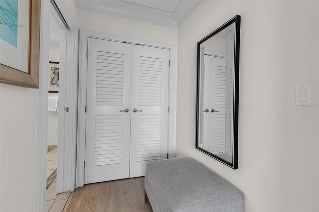 915 SEASIDE DRIVE 310, Sarasota, FL 34242