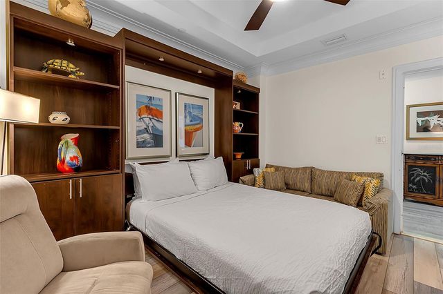 915 SEASIDE DRIVE 310, Sarasota, FL 34242