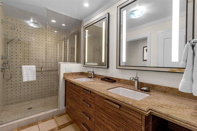 915 SEASIDE DRIVE 310, Sarasota, FL 34242