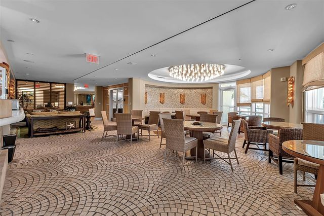 915 SEASIDE DRIVE 310, Sarasota, FL 34242