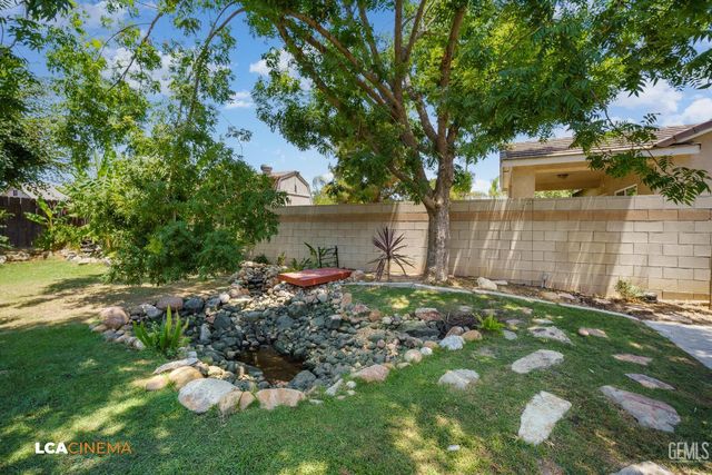 12610 Knights Bridge Place, Bakersfield, CA 93312
