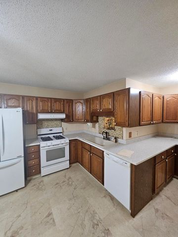 8493 Cook Street, Montague, MI 49437