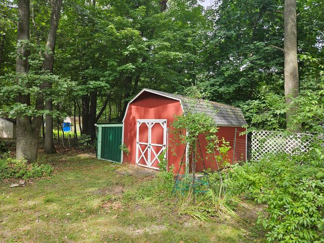 8493 Cook Street, Montague, MI 49437