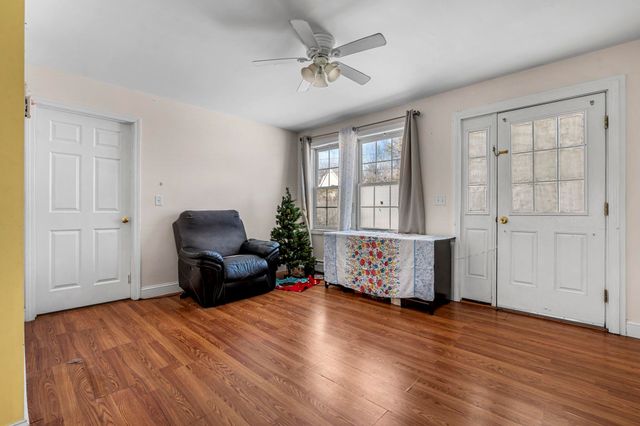 76 Sky View Drive, Farmington, NH 03835