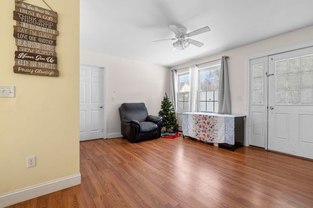 76 Sky View Drive, Farmington, NH 03835