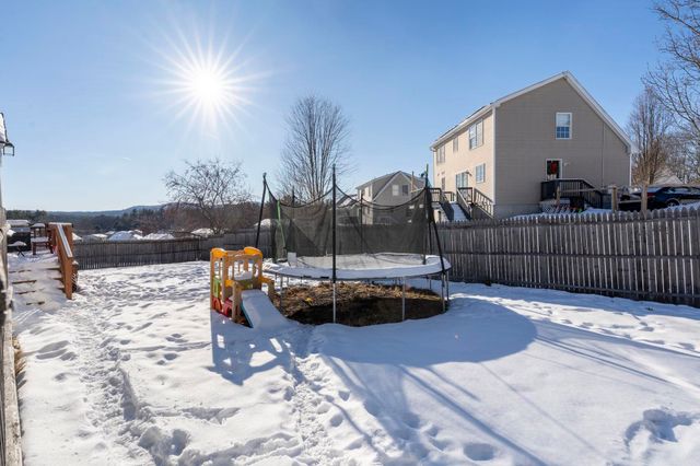 76 Sky View Drive, Farmington, NH 03835