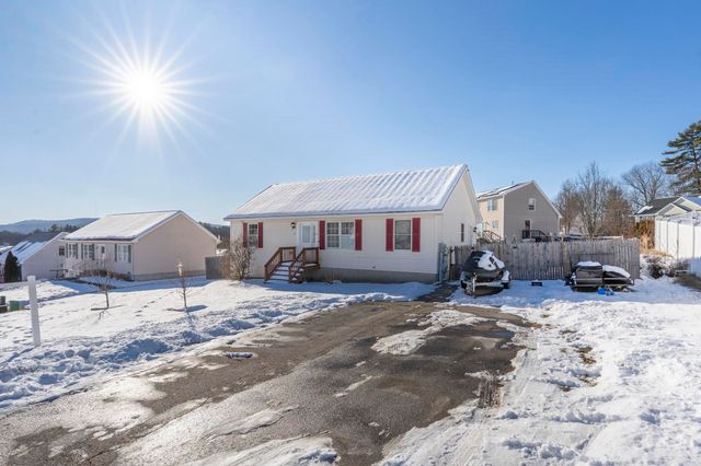 76 Sky View Drive, Farmington, NH 03835