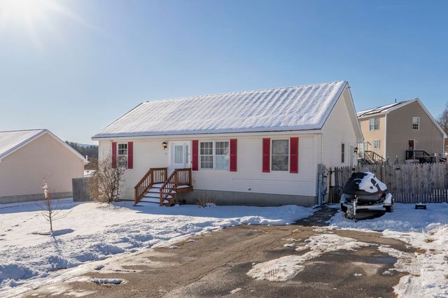 76 Sky View Drive, Farmington, NH 03835