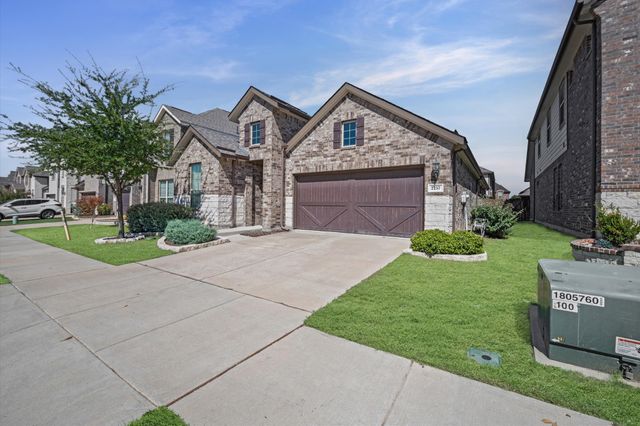 2157 Bailey Street, Carrollton, TX 75010