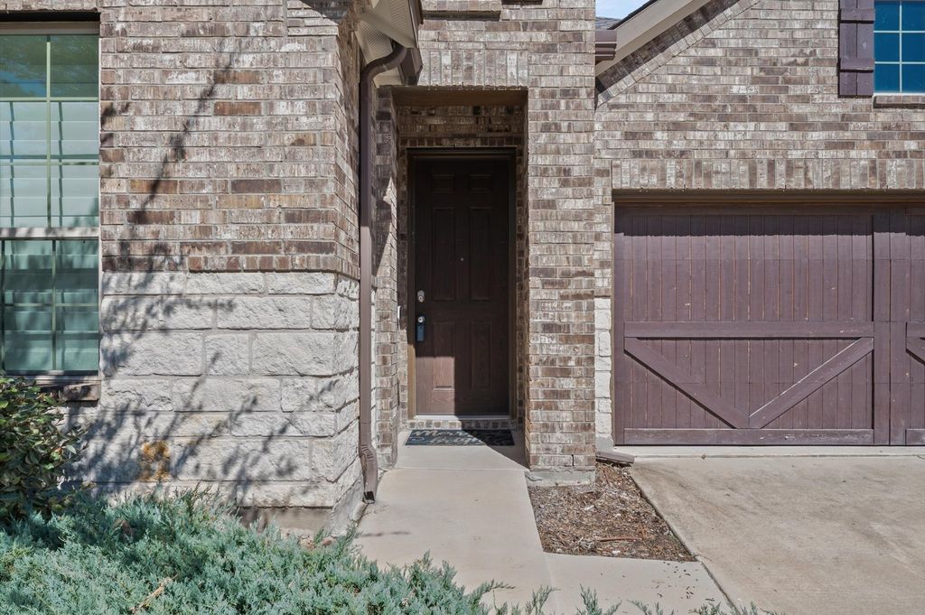 2157 Bailey Street, Carrollton, TX 75010 — photo 4