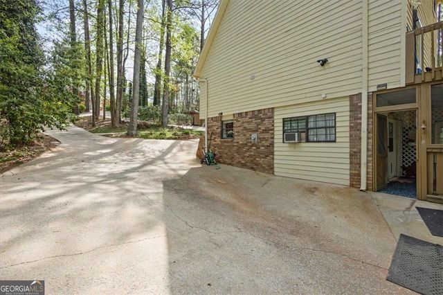 6950 Springwood Drive, Douglasville, GA 30135