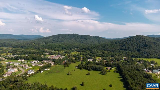99 BLUE CHICKORY CT #B10, Nellysford, VA 22958