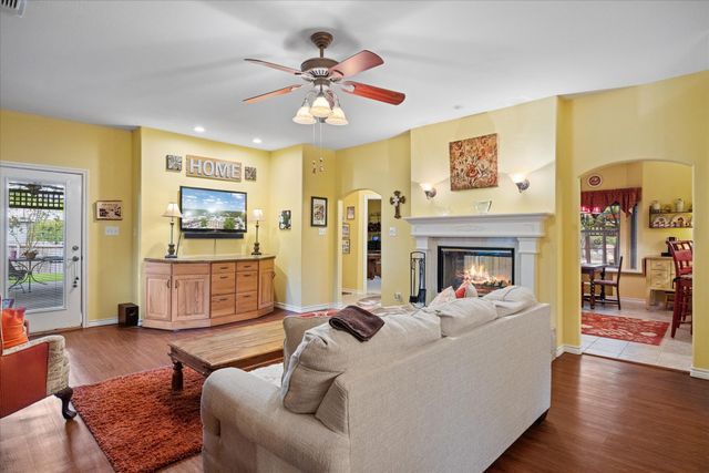 5204 Nueces Court, Granbury, TX 76049