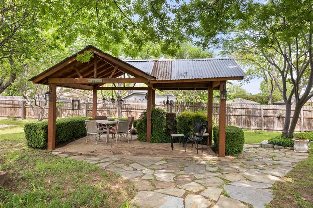 5204 Nueces Court, Granbury, TX 76049