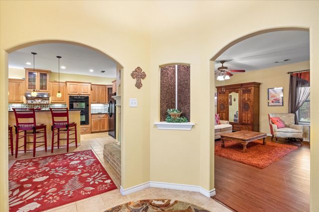 5204 Nueces Court, Granbury, TX 76049