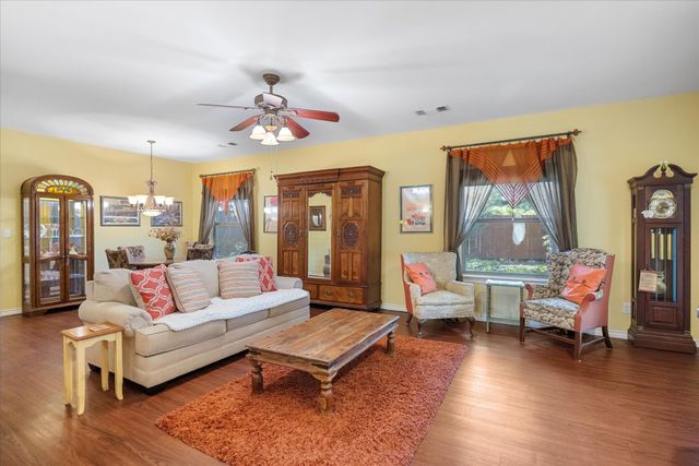5204 Nueces Court, Granbury, TX 76049