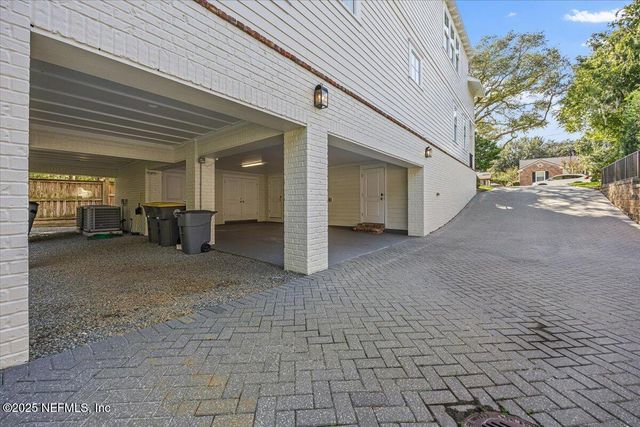 2743 GREEN BAY Lane, Jacksonville, FL 32207