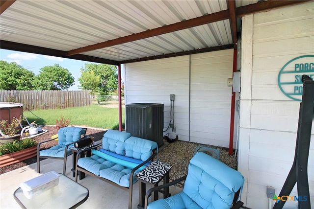 8592 S Lone Star Parkway, Moody, TX 76557