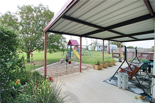 8592 S Lone Star Parkway, Moody, TX 76557