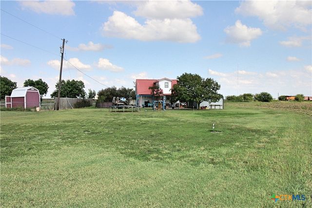 8592 S Lone Star Parkway, Moody, TX 76557