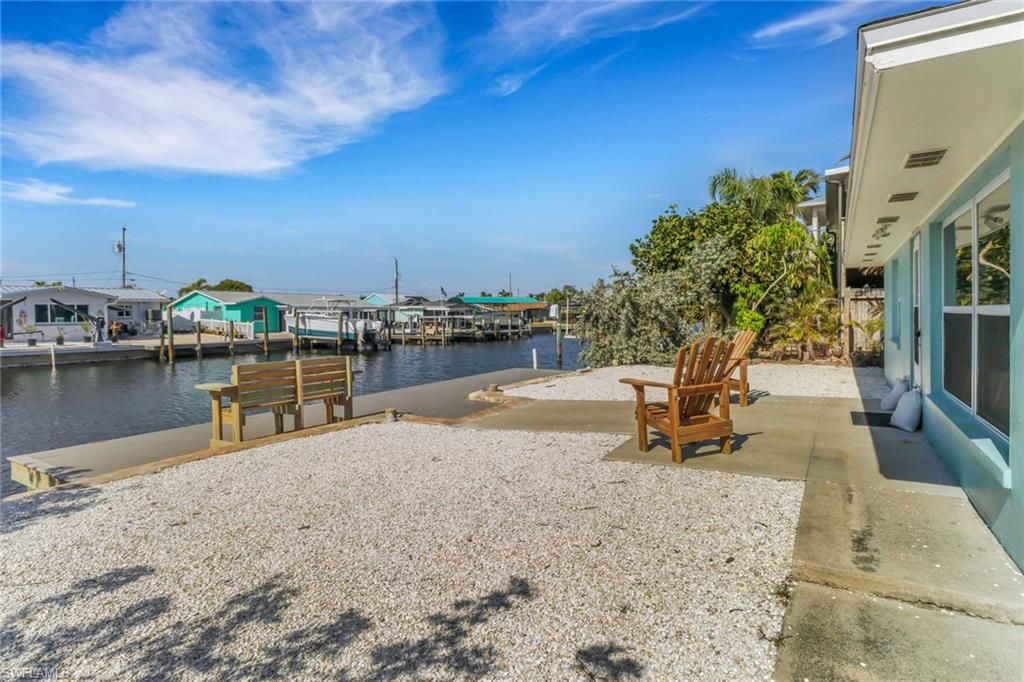 2686 Clyde ST, MATLACHA, FL 33993 — photo 3