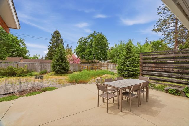 13604 E 24th Ave, Spokane Valley, WA 99216